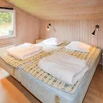 Feriehus Awesome In With Sauna