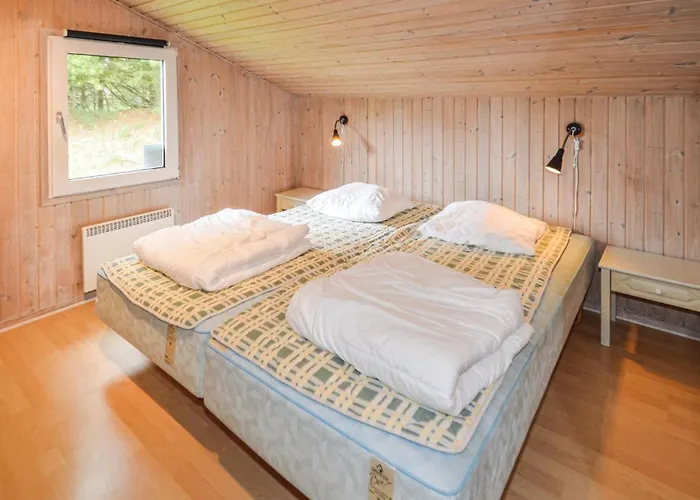 Dom wakacyjny Stunning In With Sauna